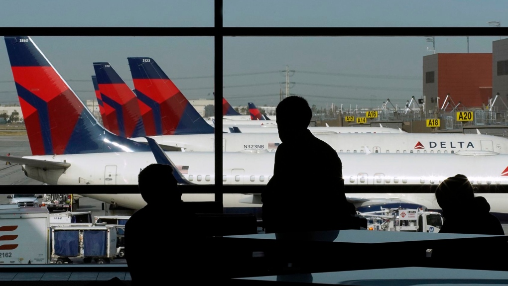 Cabin pressure causes bloody ears and noses for passengers [Video]