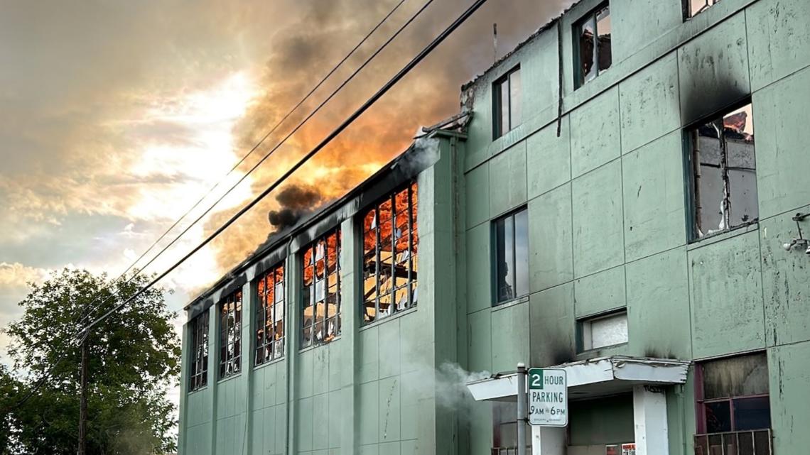 Fire at vacant, former YMCA in Stockton [Video]