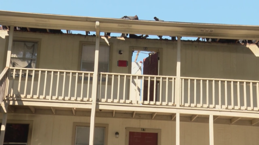 Jacksonville apartment fire being investigated [Video]