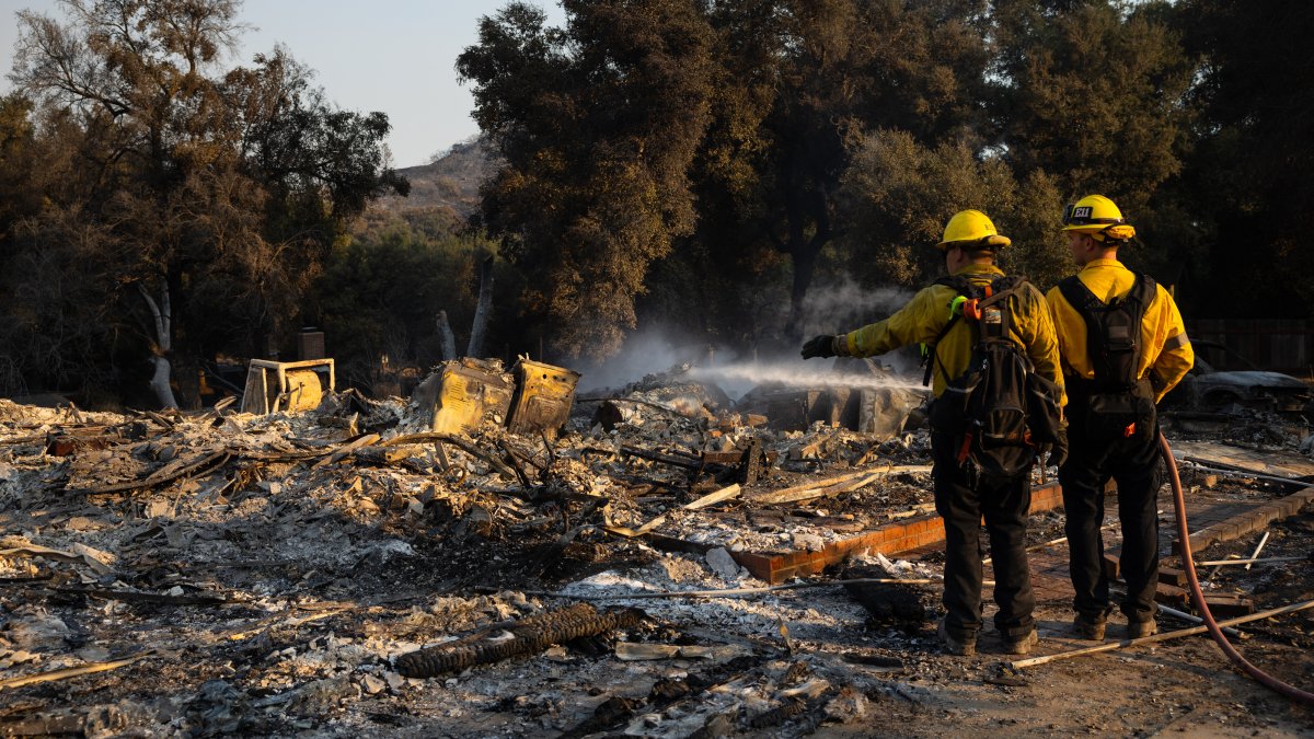 Find Riverside County Airport Fire recovery assistance  NBC Los Angeles [Video]