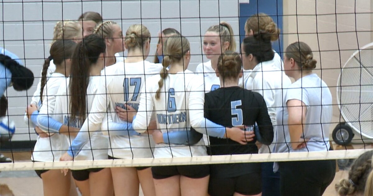 Forest Hills Northern sweeps past Grand Rapids Christian [Video]