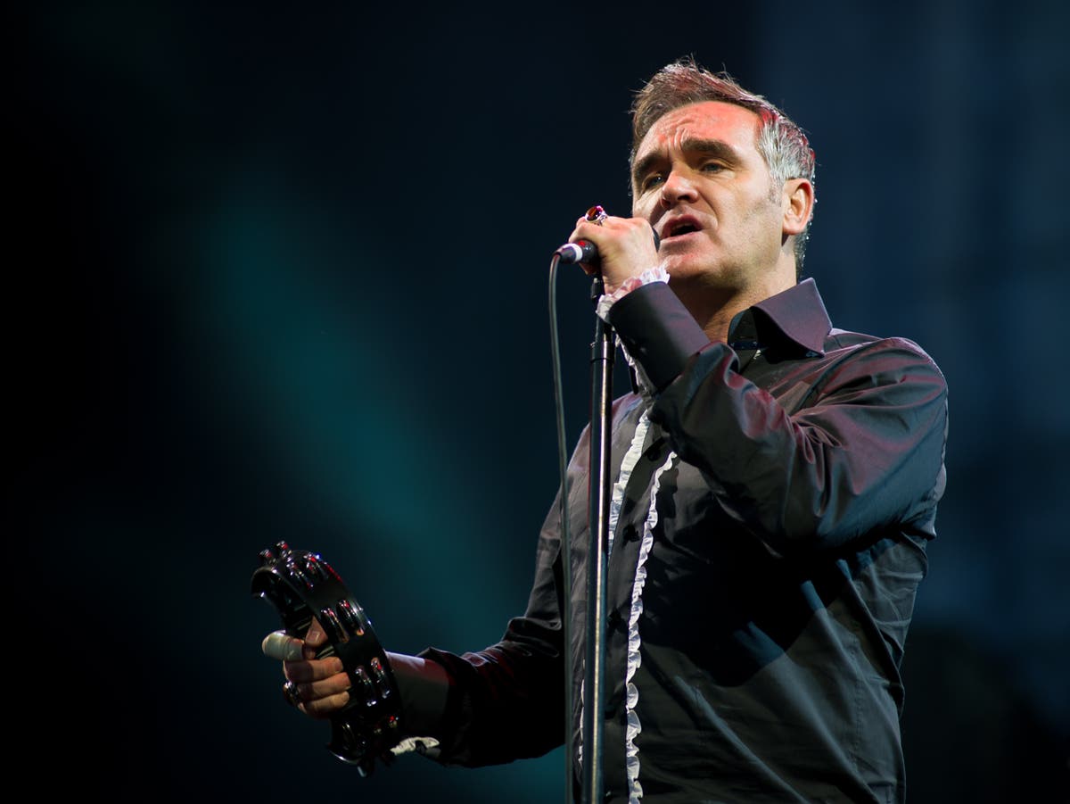 Morrissey fires management after Johnny Marr statement [Video]