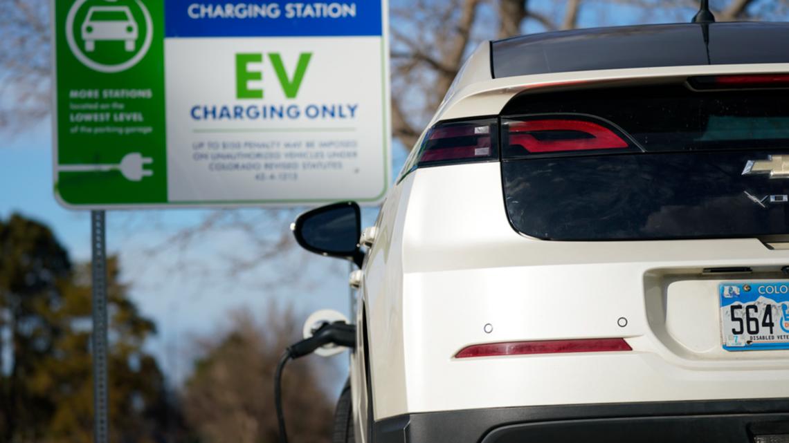 GM offering adapters so EV owners can access Tesla chargers [Video]