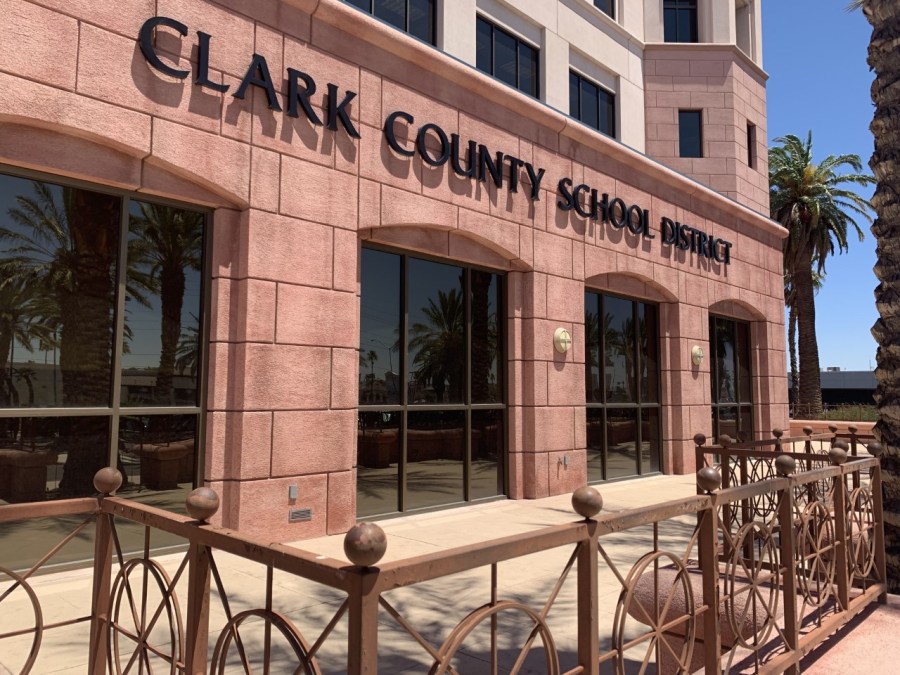 Clark County School Districts chief financial officer resigns [Video]