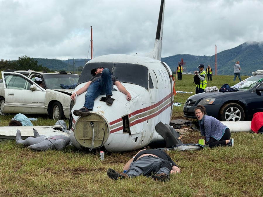 Roanoke-Blacksburg Regional Airport performs full-scale crash test [Video]