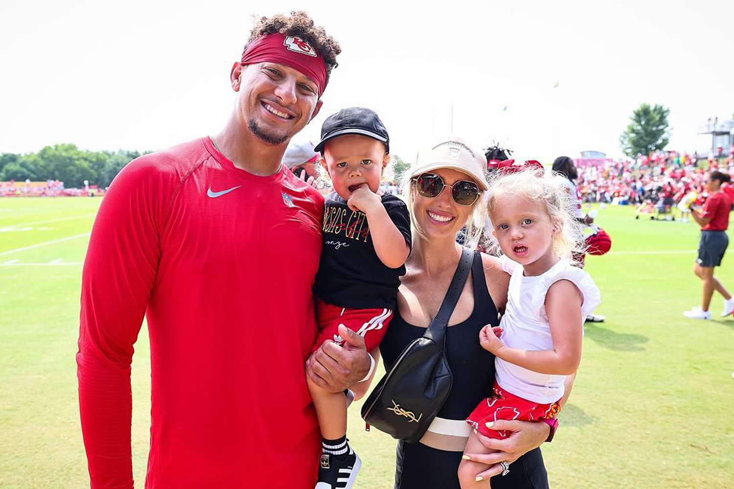 Patrick Mahomes Relies on FaceTiming the Family During Road Games [Video]