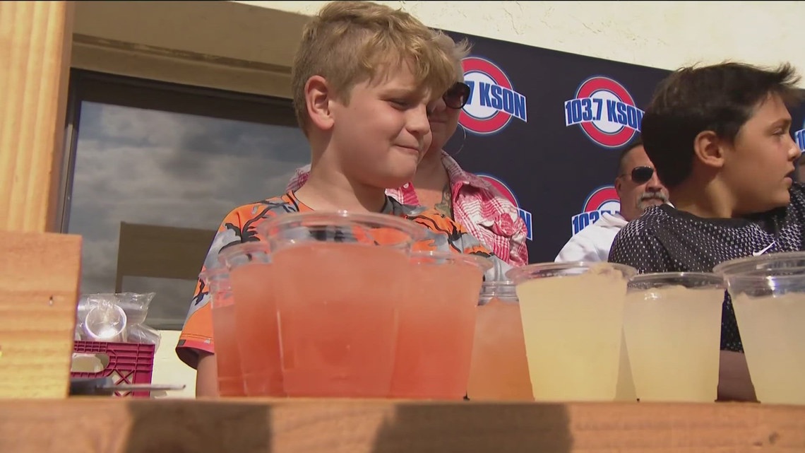 Community supports Ramona boy after his lemonade stand was stolen [Video]