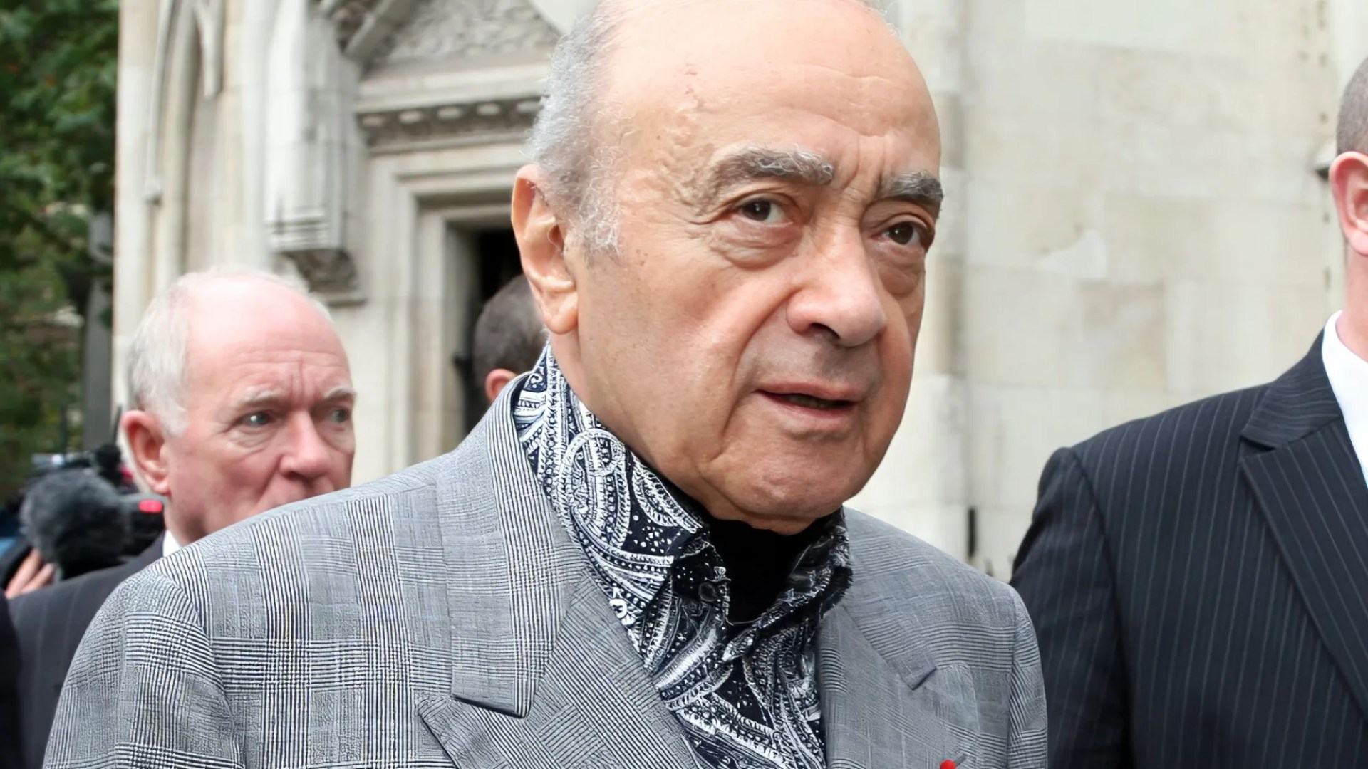 Mohamed Al Fayed sexually assaulted me in front of his children, says worker as 150 more women step forward with claims [Video]