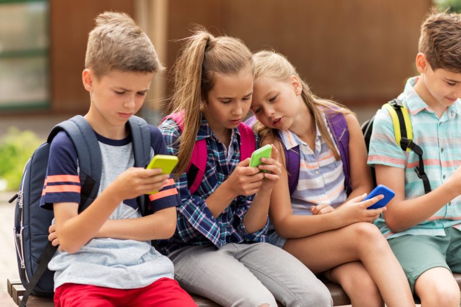 Texas schools plagued by threats as TEA considers cell phone ban; Congress looks at kids social media [Video]