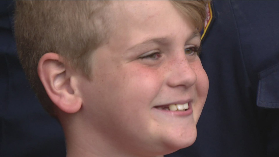 Community rallies behind boy whose lemonade stand was stolen [Video]