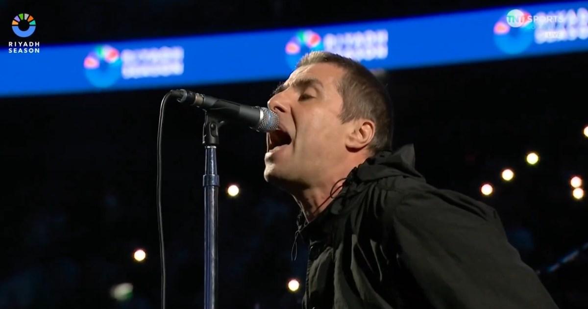 Boxing fans ‘put Oasis tickets up for sale’ after Liam Gallagher sings at Wembley [Video]