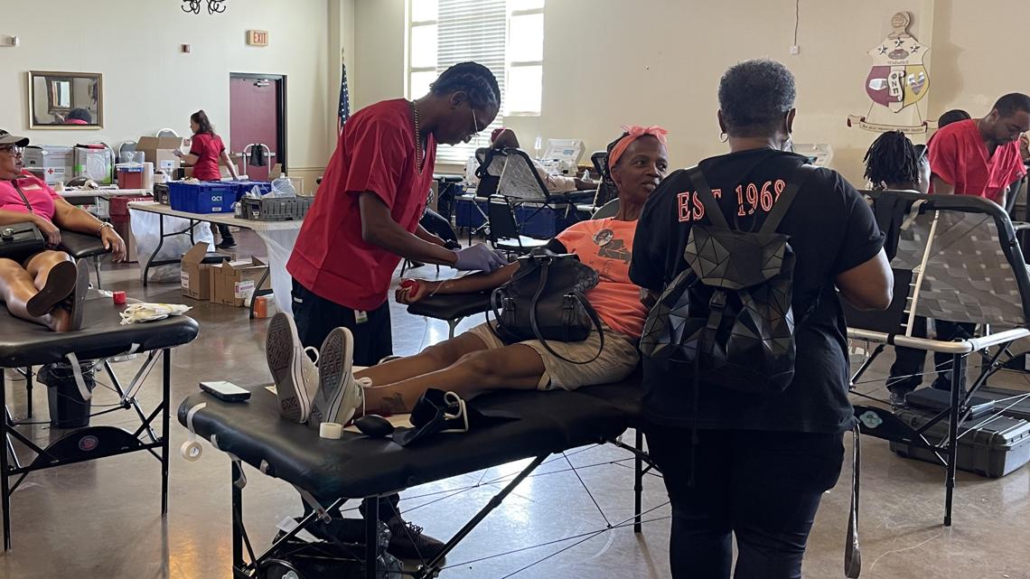 American Red Cross hosts sickle cell blood drive [Video]