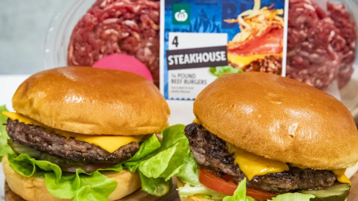 Restaurant experience burgers introduced to Woolworths supermarket shelves [Video]