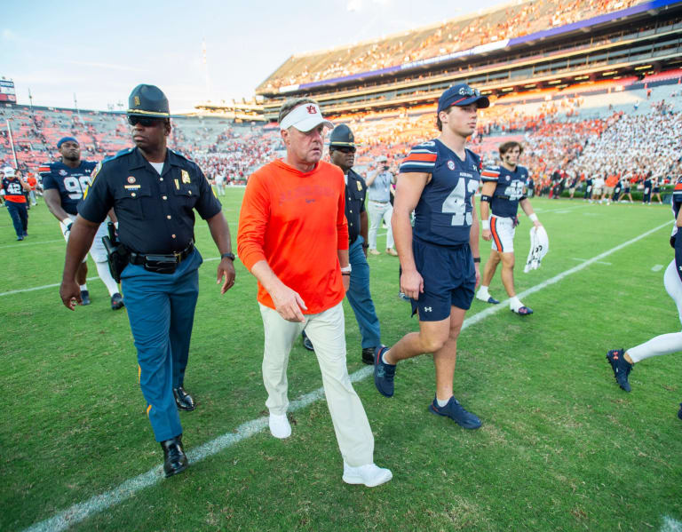 Auburn’s offense may not be salvageable this season [Video]