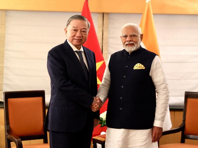 Modi meets Vietnam President on sidelines of UN Summit, adds momentum to ties [Video]