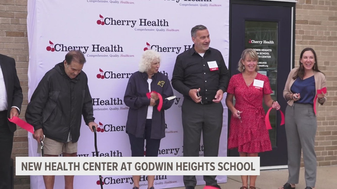 New health center opens at Godwin Heights High School [Video]