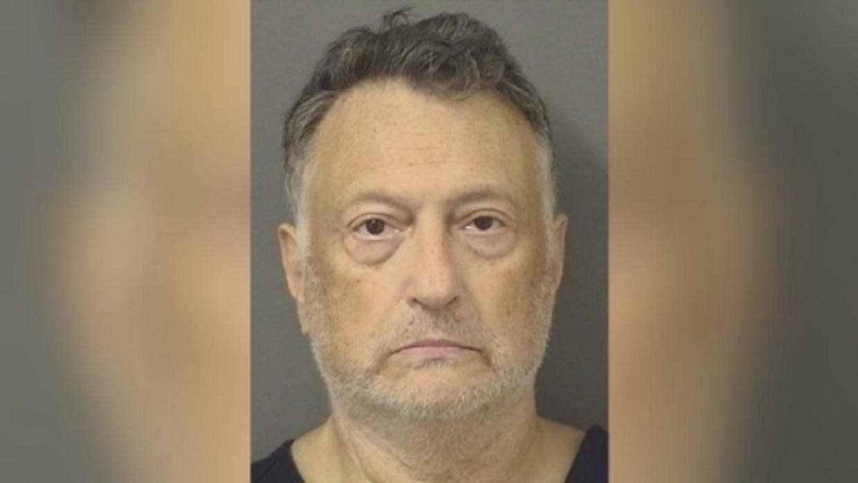 Florida man accused of threatening Trump released from house arrest [Video]