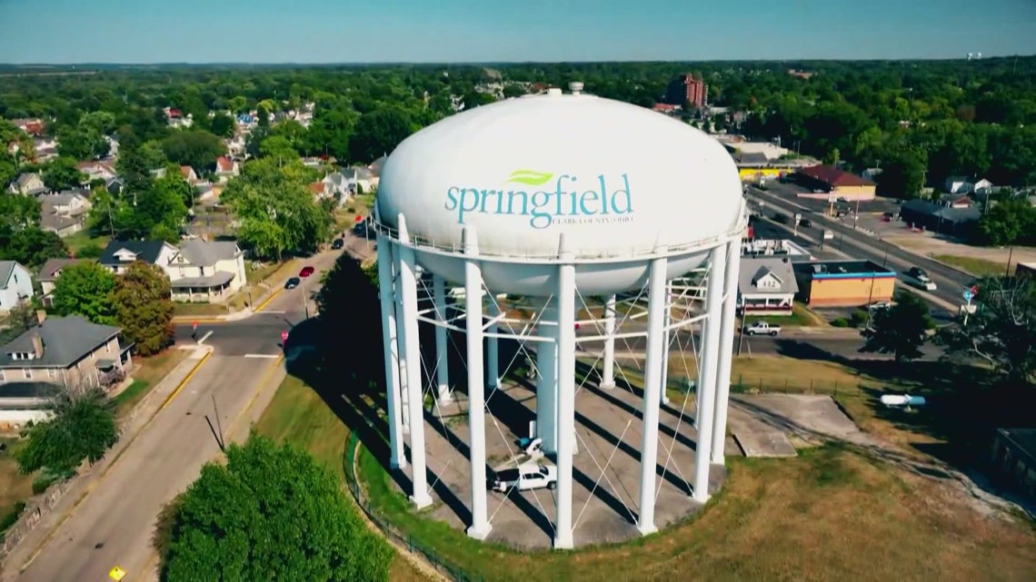 Group seeks criminal charges against former President Trump, JD Vance for false claims of Haitian immigrants eating pets in Springfield, Ohio [Video]