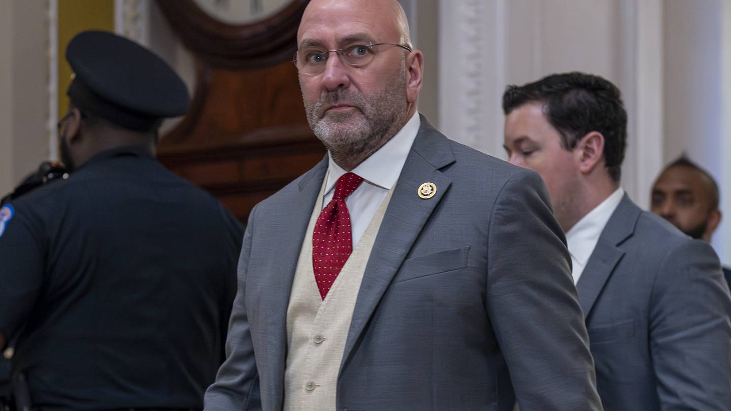 Democrats try to censure Rep. Clay Higgins for slandering Haitians in social media post  Boston 25 News [Video]