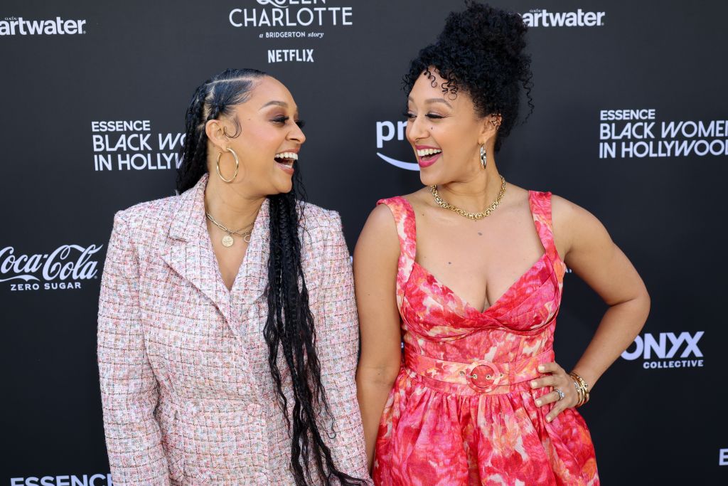 Here are 20 of the Most Famous Black Celebrity Sisters Right Now [Video]