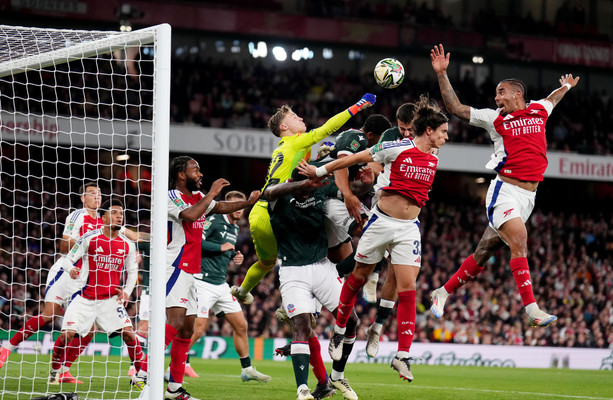 Irish-qualified goalkeeper becomes Arsenal’s youngest ever starter in EFL Cup win [Video]