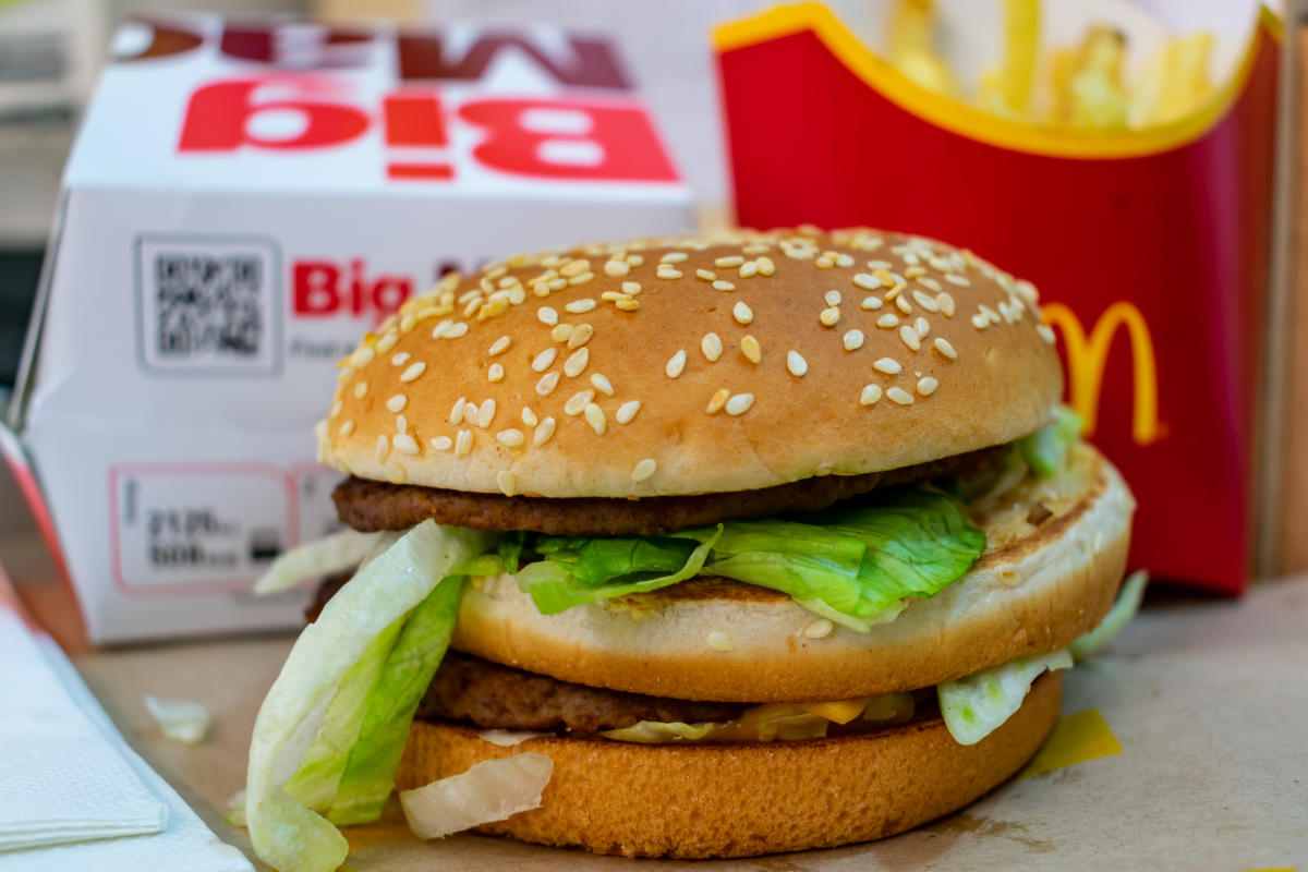 The crazy number of burgers McDonalds sells every day revealed [Video]