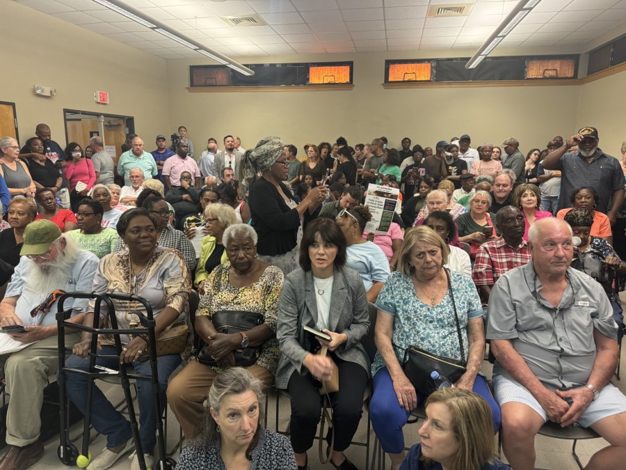 Ammonia Plant public hearing canceled due to overwhelming crowd [Video]