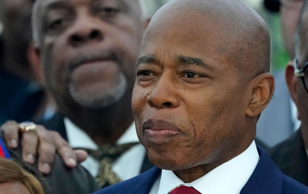 NYC Mayor Eric Adams Responds To Unsealed Federal Indictment [Video]