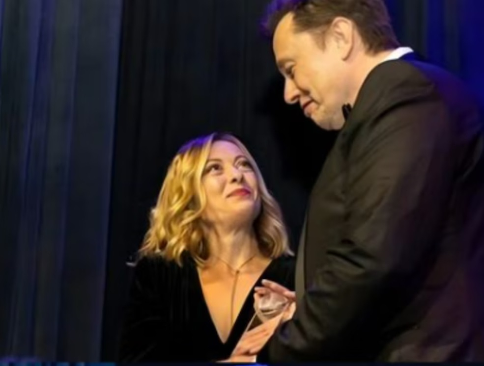 Elon Musk Dating Giorgia Meloni? Wild Rumors Swirl on Social Media as Tesla Boss Denies Romantic Relationship with Italian Prime Minister [Video]