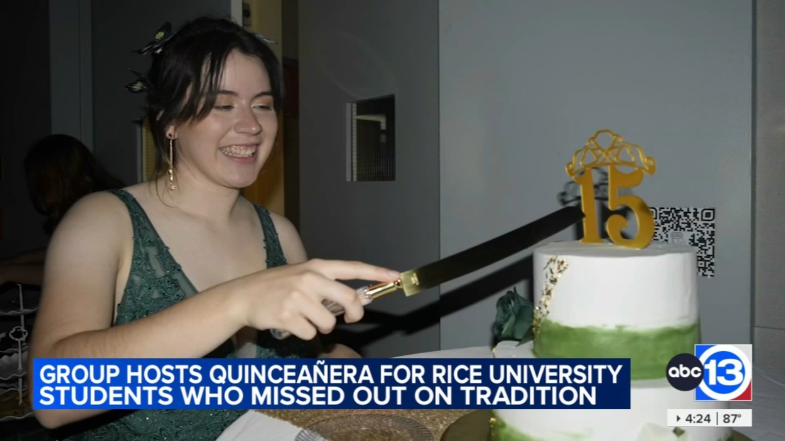 Rice University’s Hispanic Association for Cultural Enrichment host ‘college quince’ for senior Anna Tetrault [Video]