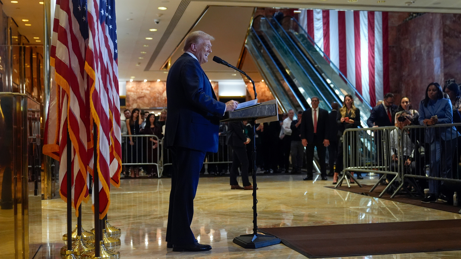 Donald Trump and Ukrainian President Volodymyr Zelenskyy meet in New York amid rising questions about US support for Ukraine [Video]