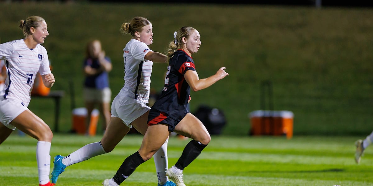 Nebraska womens soccer shuts out Illinois in Lincoln [Video]