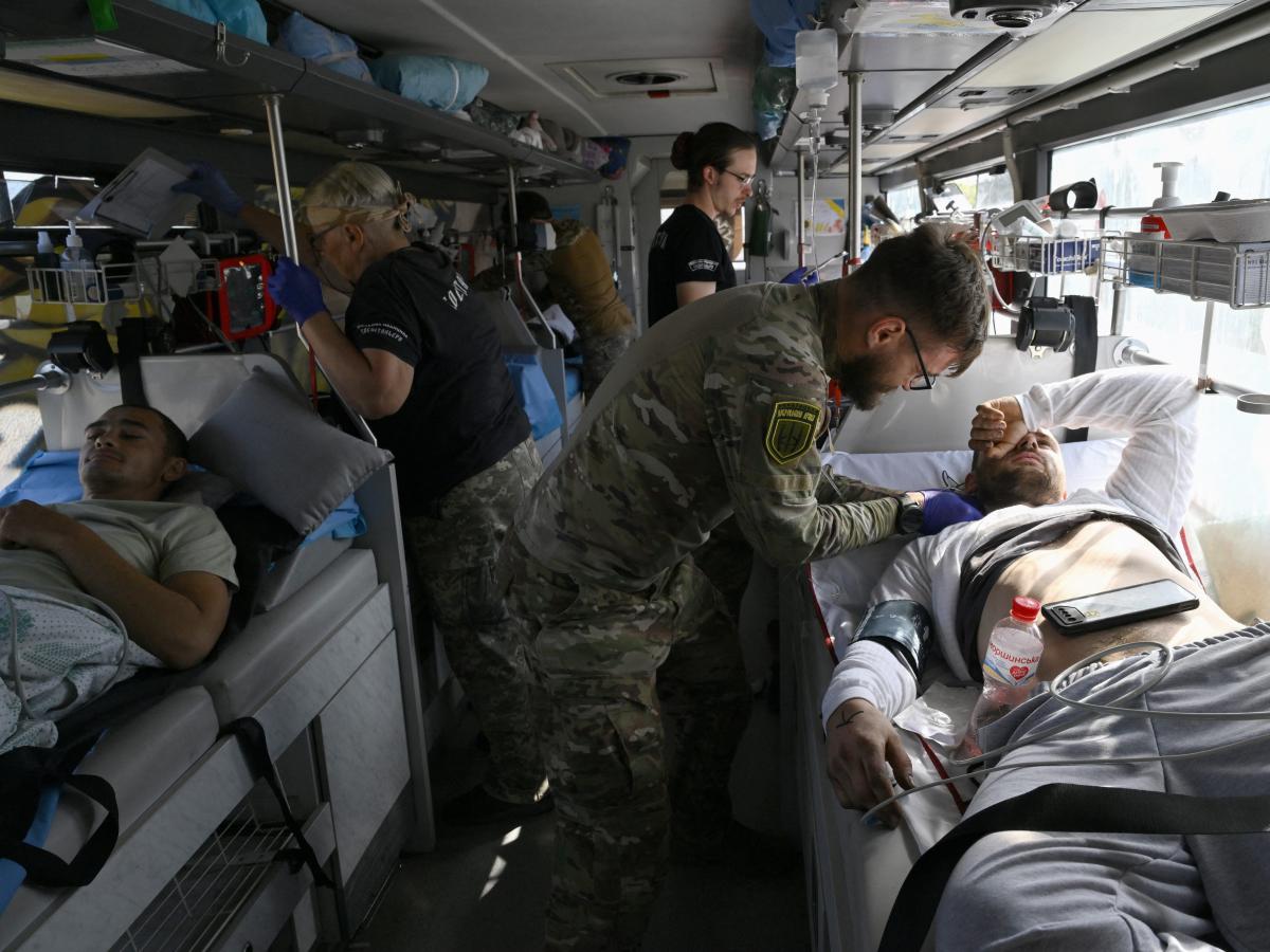 NATO is planning for mass medical evacuations in case of a war with Russia: report [Video]