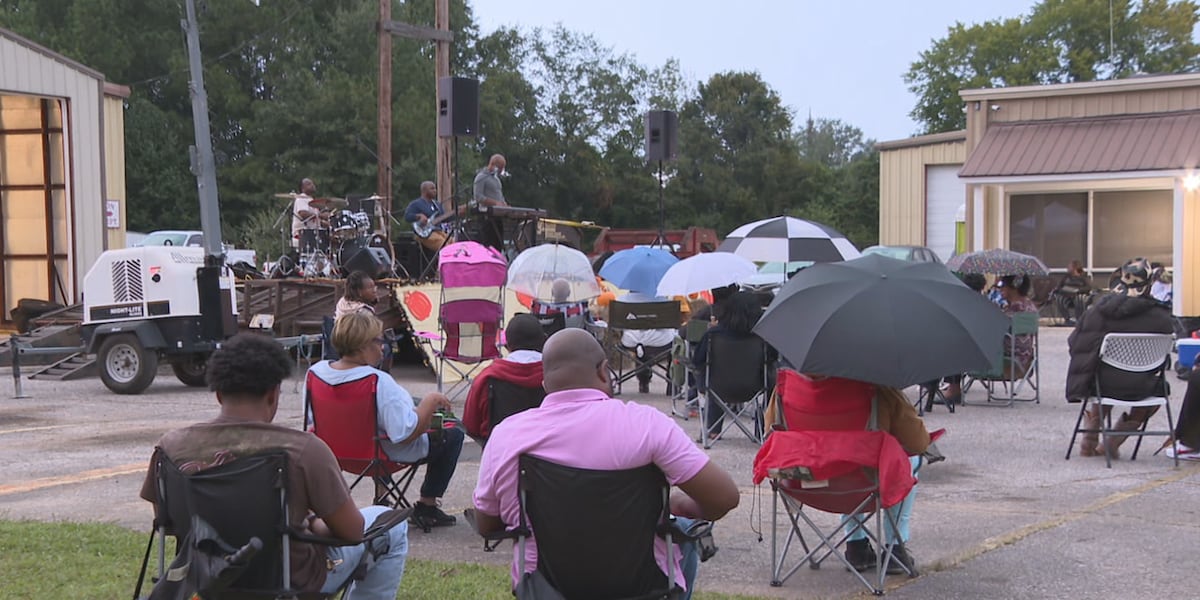 Marion Fire and Rescue hosts first annual Fall Festival for everyone to enjoy. [Video]