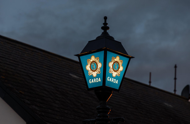 Six men and a teenager charged with alleged false imprisonment of a woman in a Dublin apartment [Video]