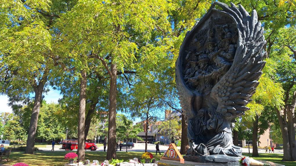 Fallen firefighters honoured during annual ceremony in Kitchener [Video]