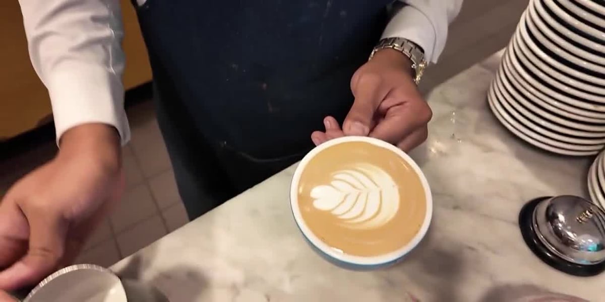 Lincoln Police invite community to grab coffee with a cop [Video]