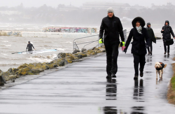 Have you dusted off your winter coat yet?  TheJournal.ie [Video]