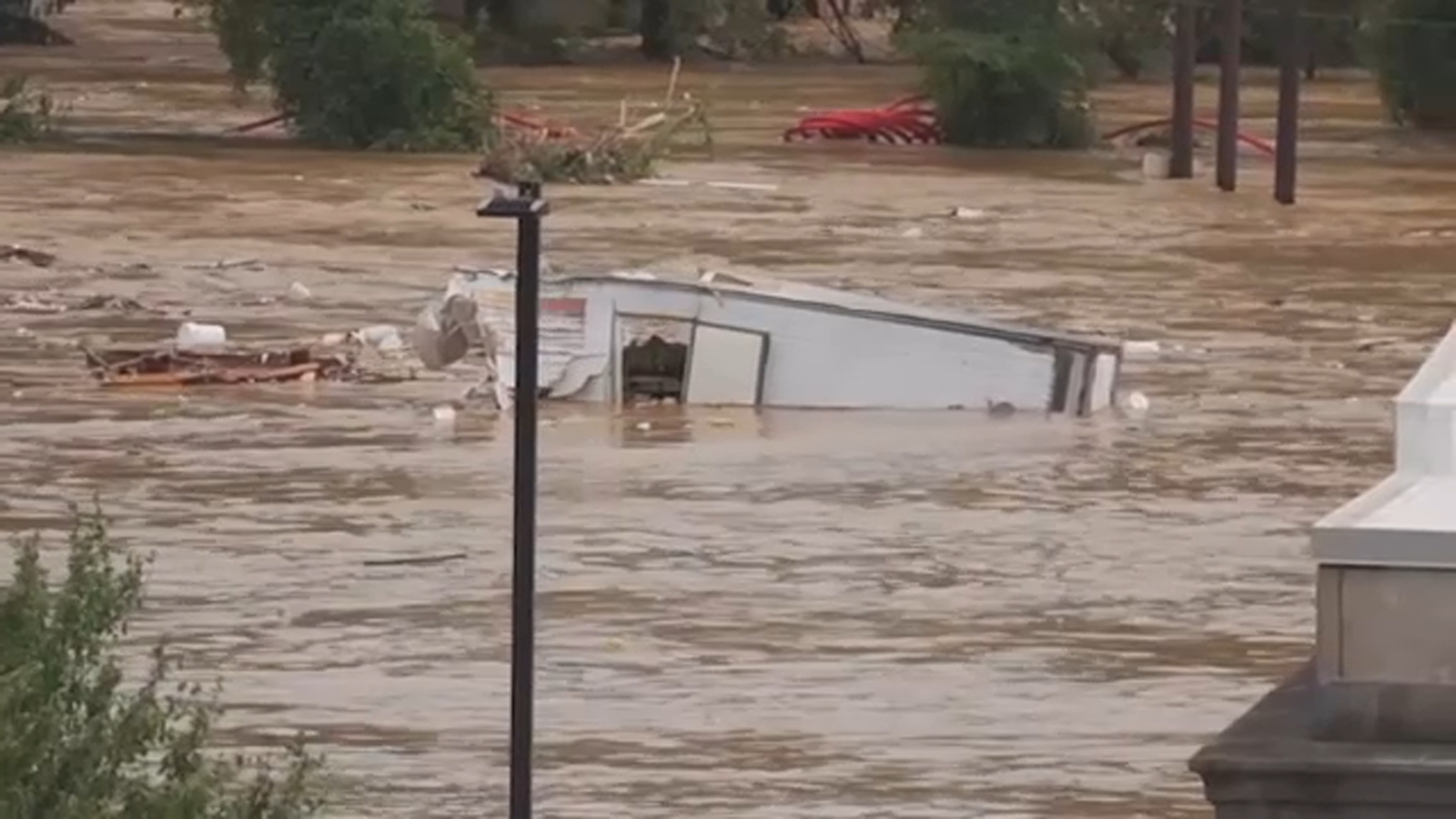 Helene in NC | Cleanup underway in western NC after flooding, mudslides; thousands without power near Asheville [Video]