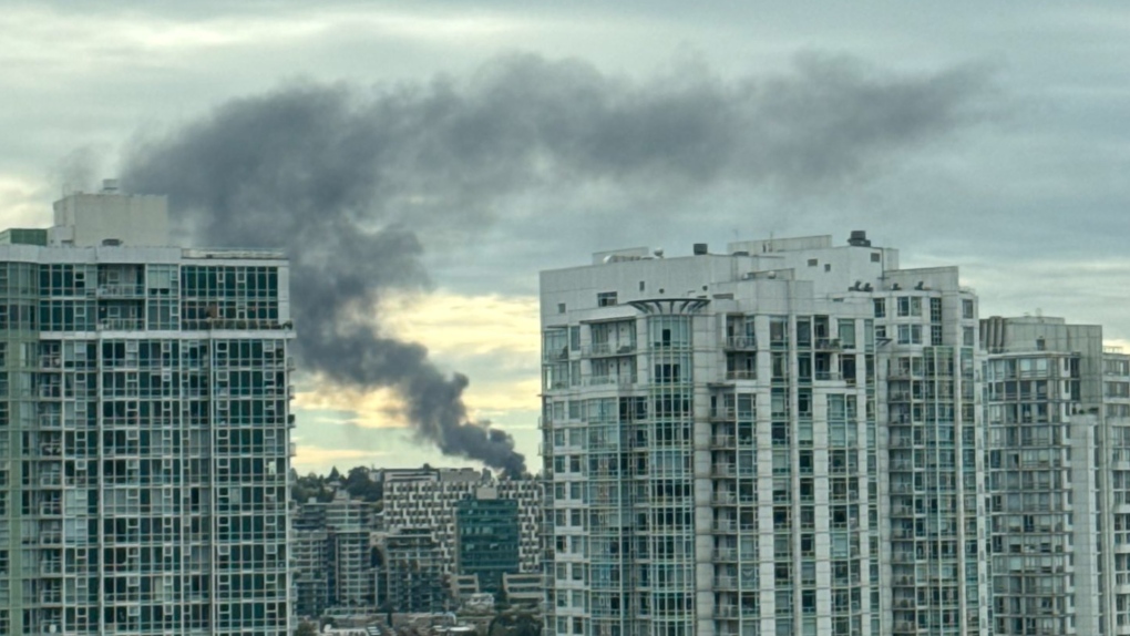 Vancouver fire: Blaze near Oak St. and W. 49th Ave. [Video]