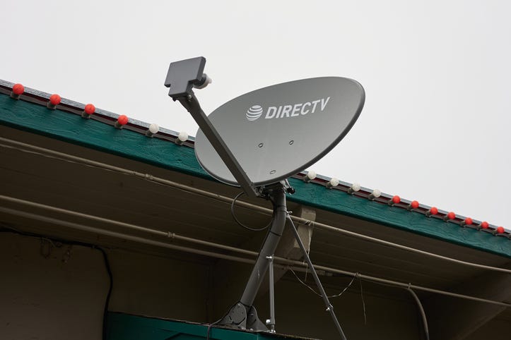 DirectTV to acquire Dish in new deal [Video]