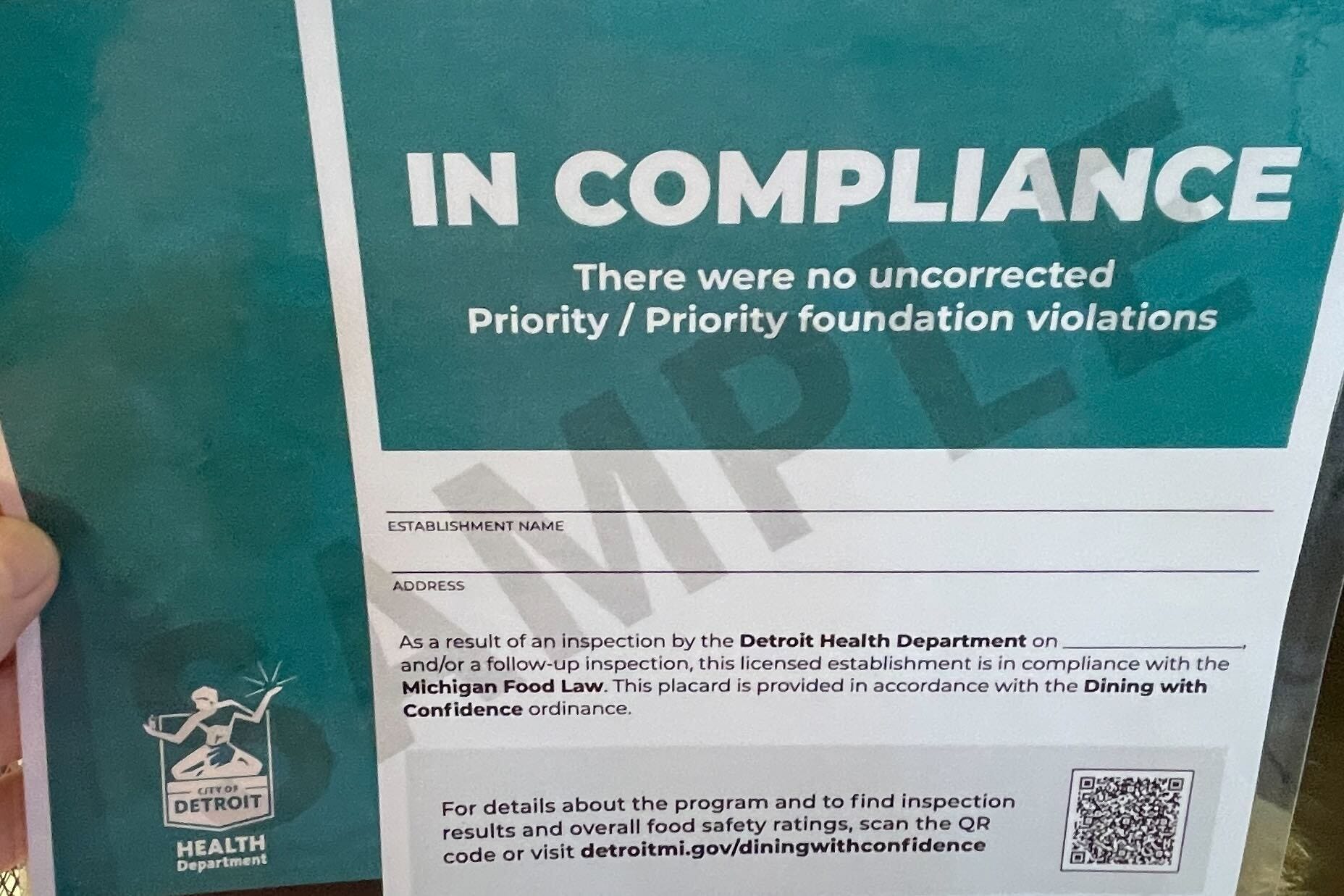 Health inspection placards on display at Detroit restaurants [Video]