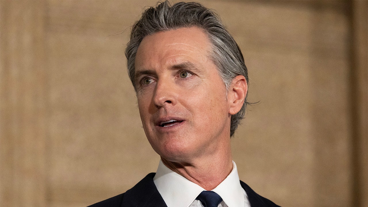 California Gov. Newsom signs bills to protect children from AI deepfake nudes [Video]