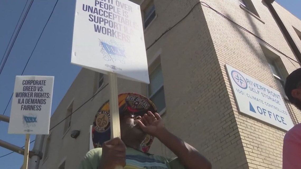 Longshoreman strike begins across East and Gulf Coasts, impacting prices [Video]