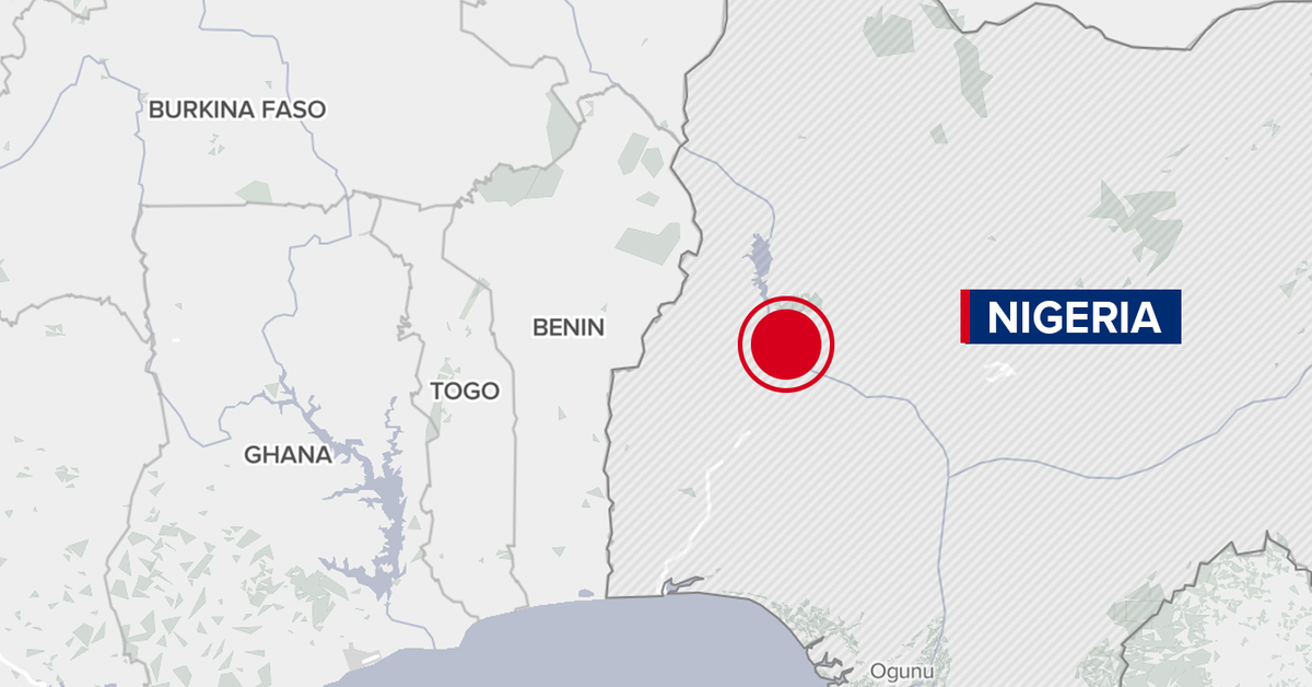 More than 100 people missing after boat capsizes in Nigeria [Video]