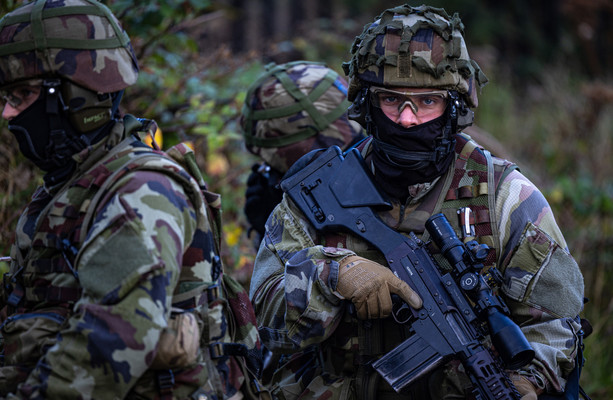 Irish army end armed protection for Portlaoise Prison after 50 years [Video]