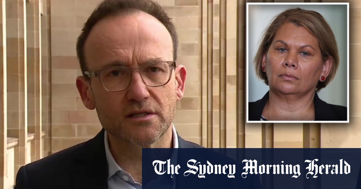 Adam Bandt cuts Greens press conference short [Video]