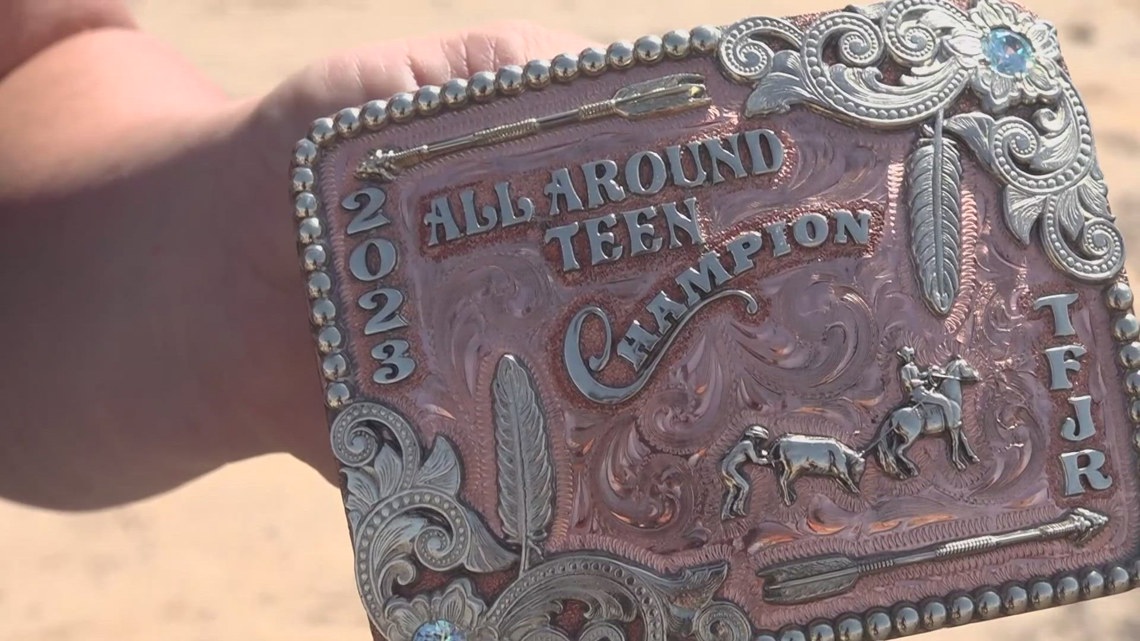 Awards for junior rodeo kids stolen from Arizona non-profit [Video]