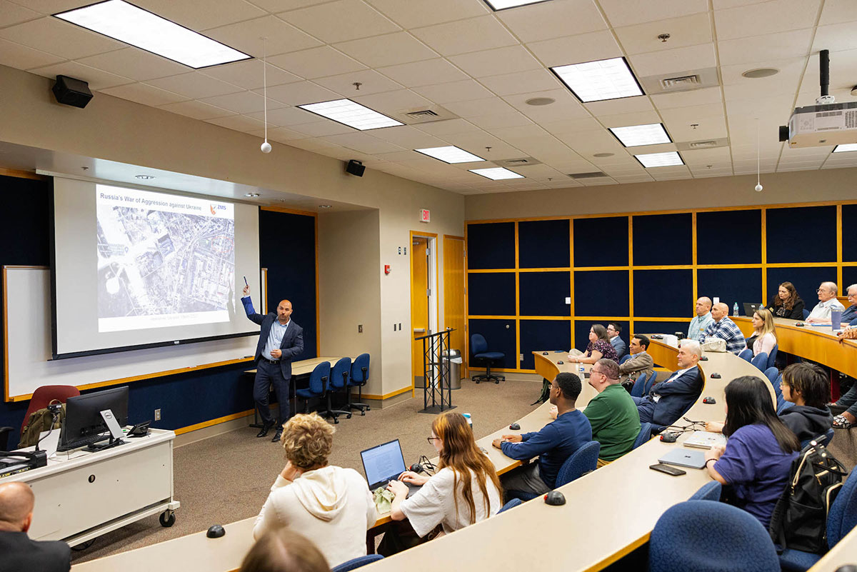 Austin Peay State University hosts German Military Researchers for International Collaboration - Clarksville Online [Video]