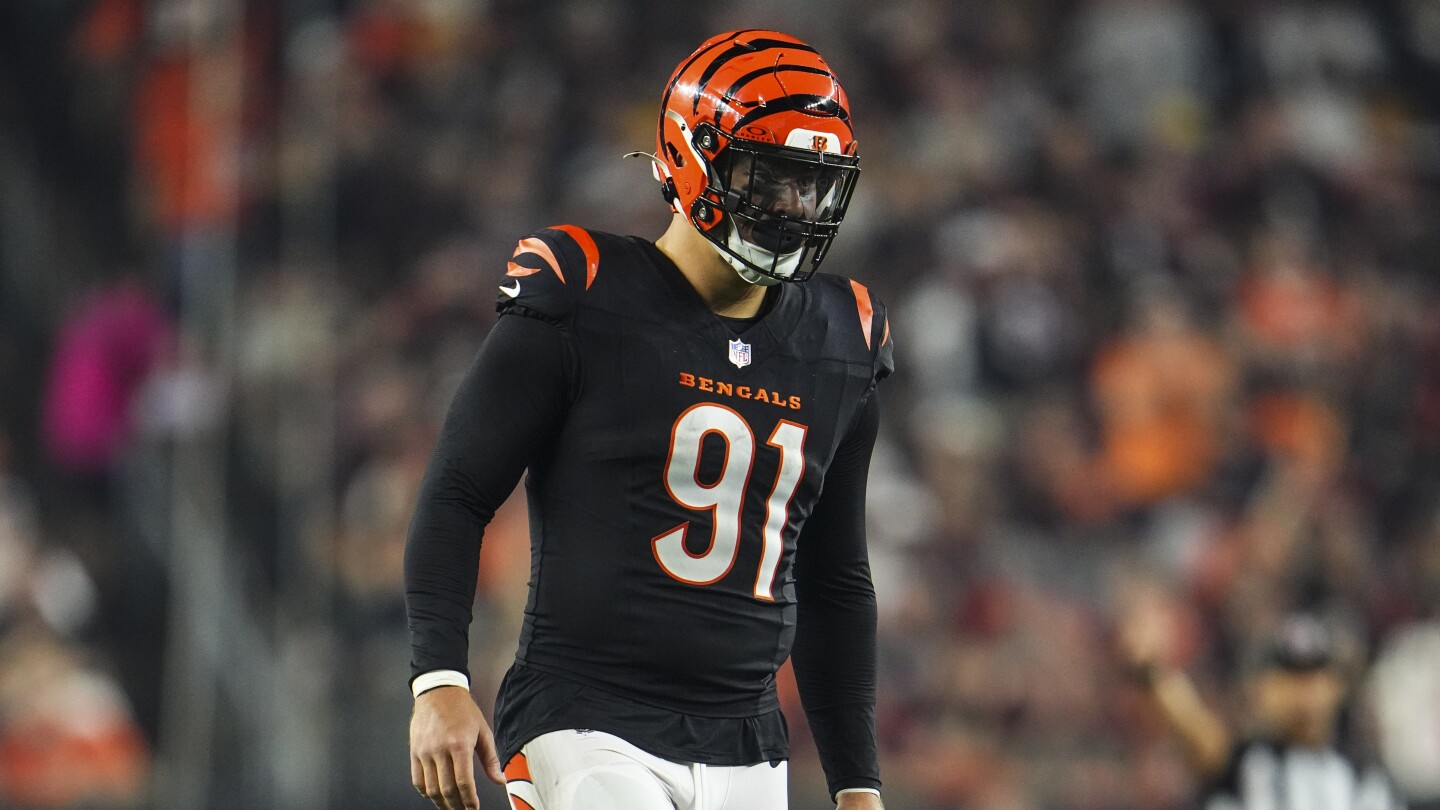 Trey Hendrickson, Myles Murphy set to play for Bengals Sunday [Video]